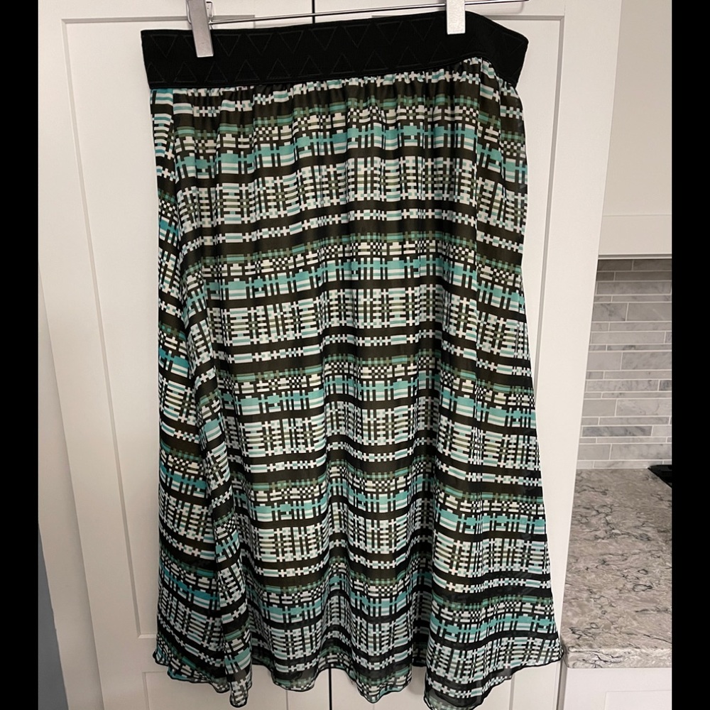 LuLaRoe Lola Skirt